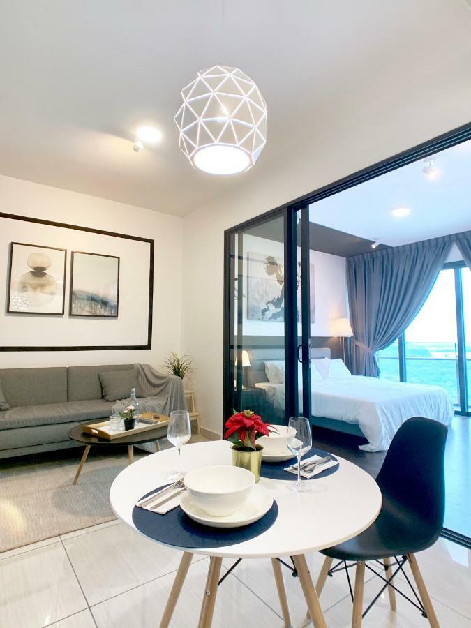 Almas Suites By Iconic Bliss Nusajaya  Dış mekan fotoğraf